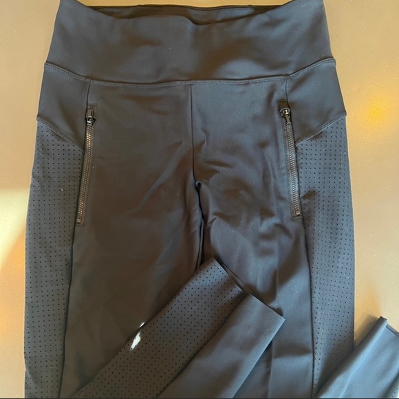 ATHLETA ZIPPERED LEGGINGS - Picture 7 of 7